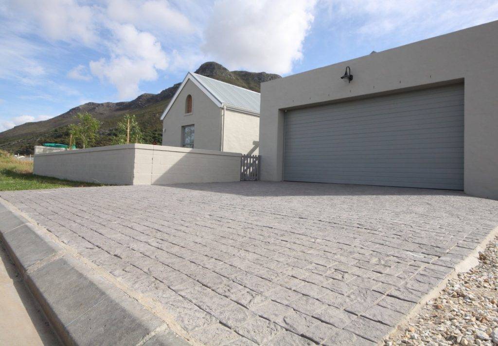 installation-french-cobble-1