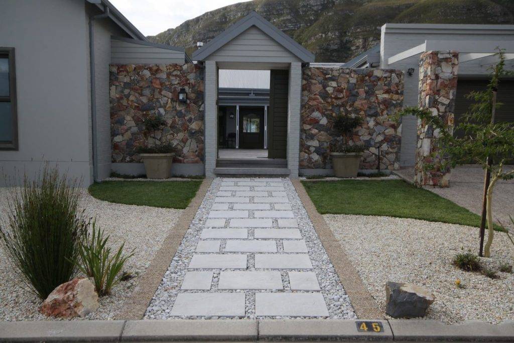 installation-french-paver-1